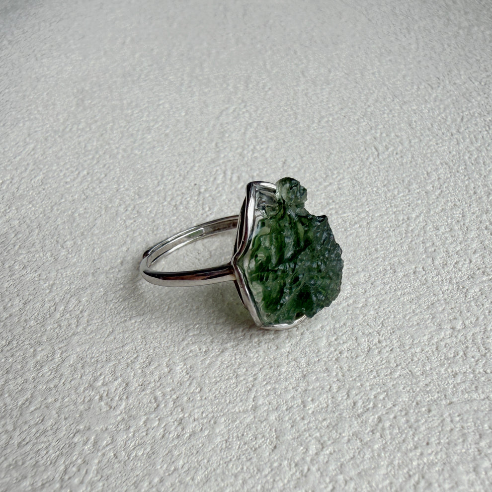 Open Rong Ring Natural Moldavite Ring – Lunarié