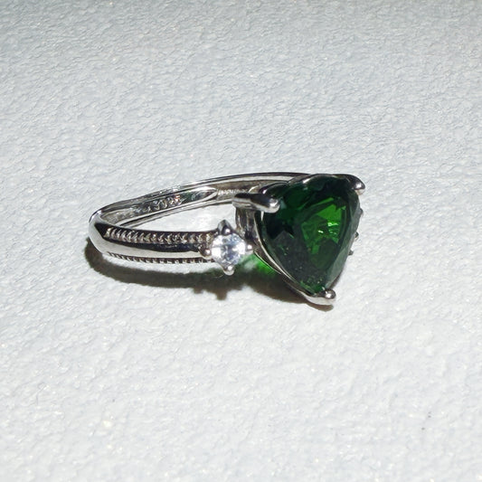 Natural Diopside Ring